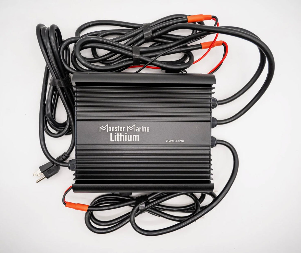 3 Bank 12v Waterproof Charger