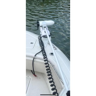 Offset plate for Robalo
